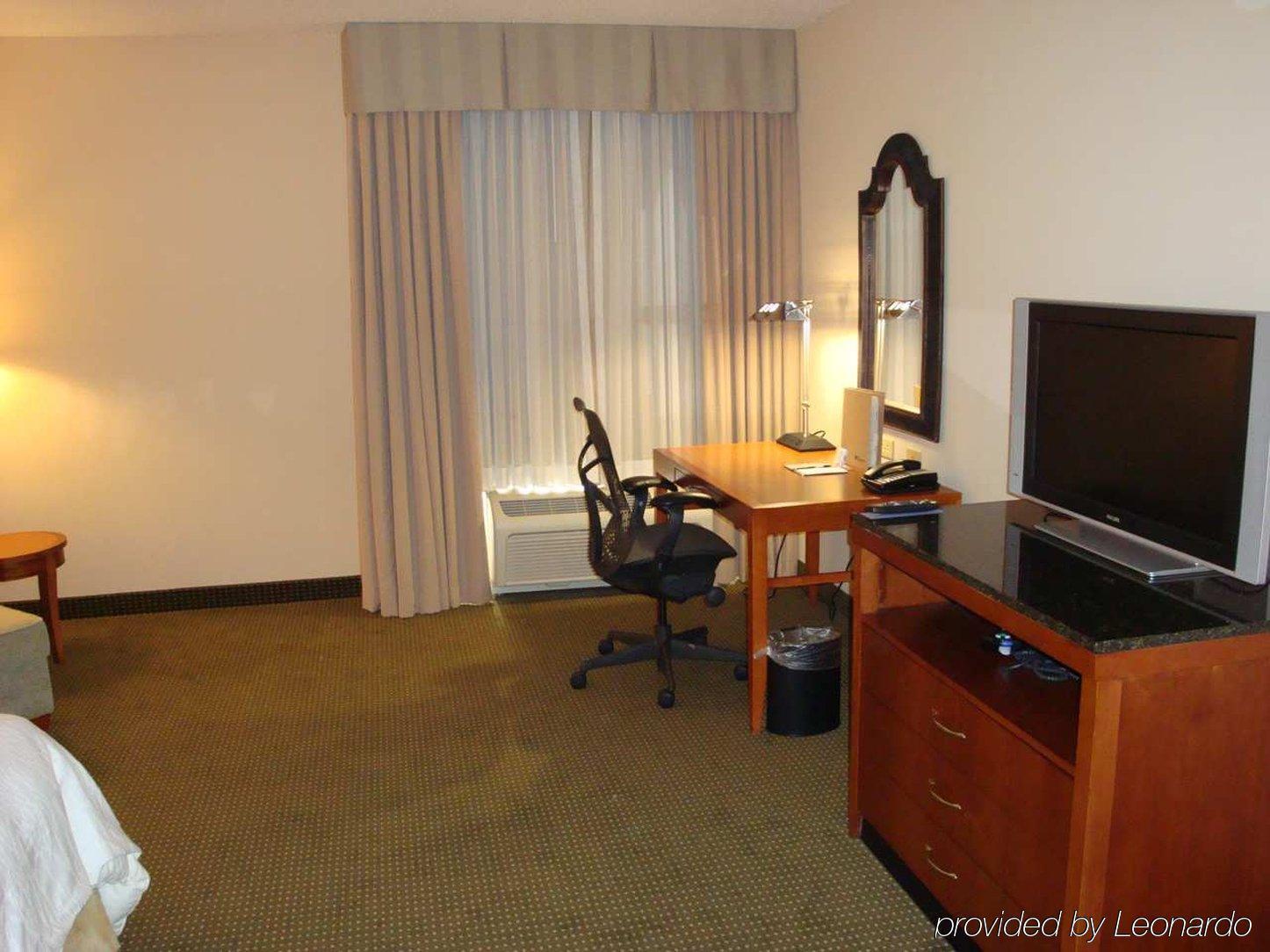 Hilton Garden Inn Tuscaloosa Værelse billede